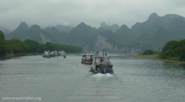 boats Guilin 32 cropped Li river cruise 1
