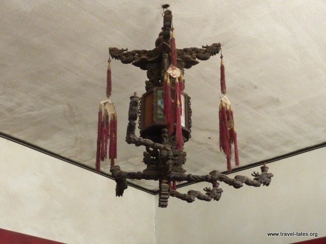 19-Qiao Family House 31 nine dragon lamp