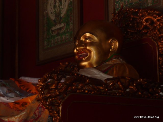 05-14 Lama Temple smiling Buddha